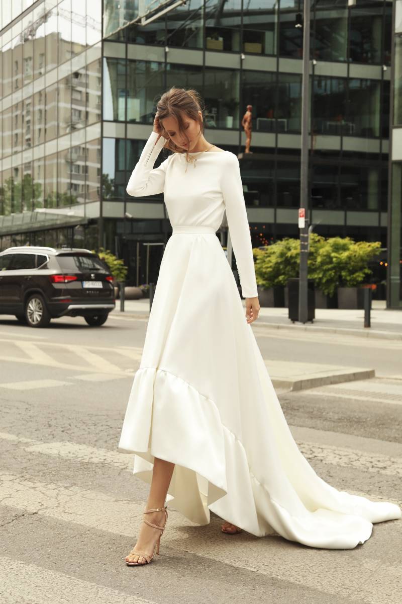 robe-de-mariee-simple-pour-mariage-civil-775qbq.jpg